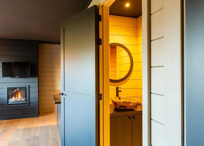 De La Vallee 2 Érezée